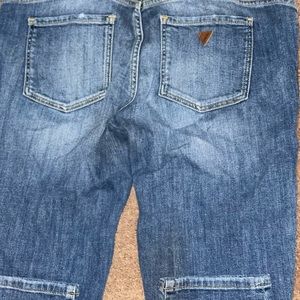 Women’s Guess capri/jeans